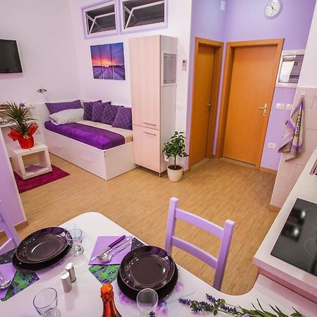 Apartments Lavanda & Cappuccino Portoroz Ruang foto