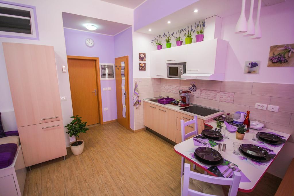 Apartments Lavanda & Cappuccino Portoroz Ruang foto